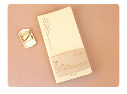 Kinbor Weekly Planner Notebook – Päivittäinen päivä- ja kuukausiohjelma Journa