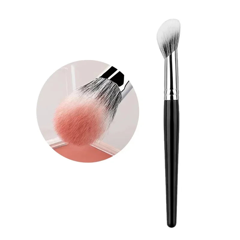 1/2PCS Peach Heart Blusher Brush - Liten Flat Precise Brush för puder, kräm & flytande Blush